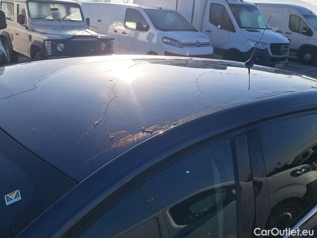  Renault  Megane RENAULT Mégane / 2015 / 5P / berlina con portón Zen TCe 103 kW (140CV) EDC GPF #1