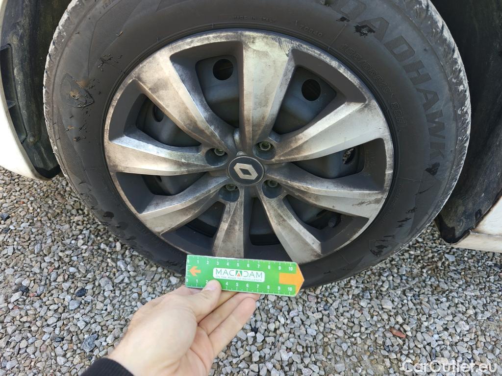  Renault  Clio RENAULT  / 2019 / 5P / berlina con portón Business TCe 74 kW (100CV) GLP #10