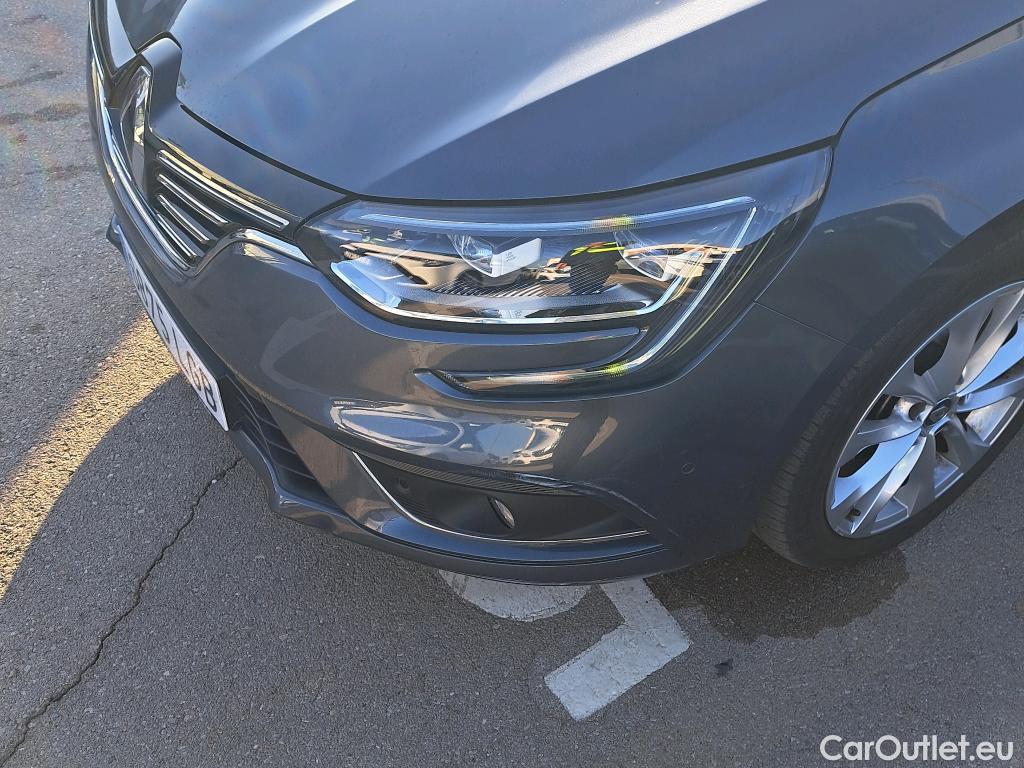  Renault  Megane RENAULT Mégane / 2015 / 5P / berlina con portón Zen TCe 103 kW (140CV) EDC GPF #14