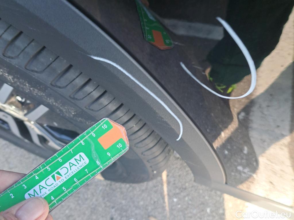  Mercedes  GLA MERCEDES-BENZ  / 2020 / 5P / todoterreno  200 D #20