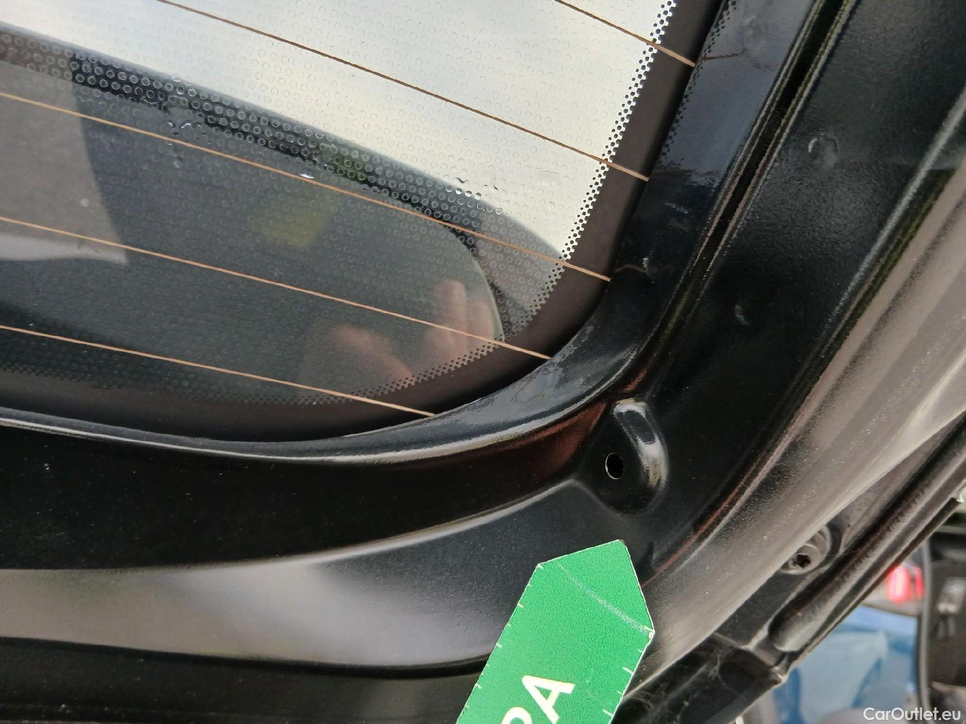  Opel  Corsa OPEL  / 2019 / 5P / berlina con portón 1.2T XHL 74kW (100CV) Edition #23