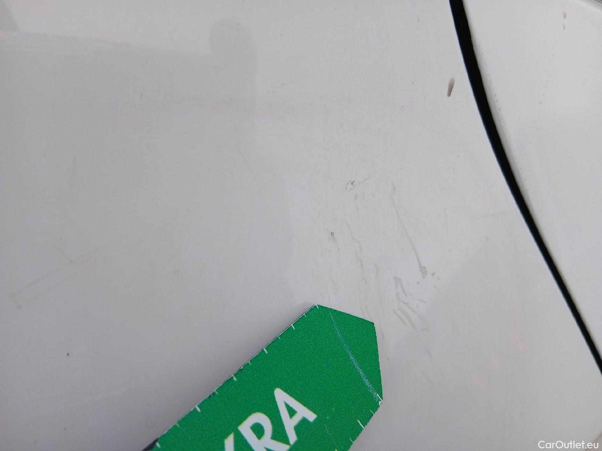  Opel  Corsa OPEL  / 2019 / 5P / berlina con portón 1.2T XHL 74kW (100CV) Edition #9