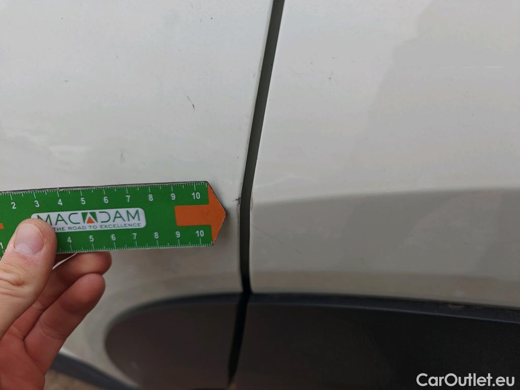  Nissan  Juke NISSAN  / 2019 / 5P / crossover DIG-T 84 kW (114 CV) DCT 7 V N-Connecta (AC) #25