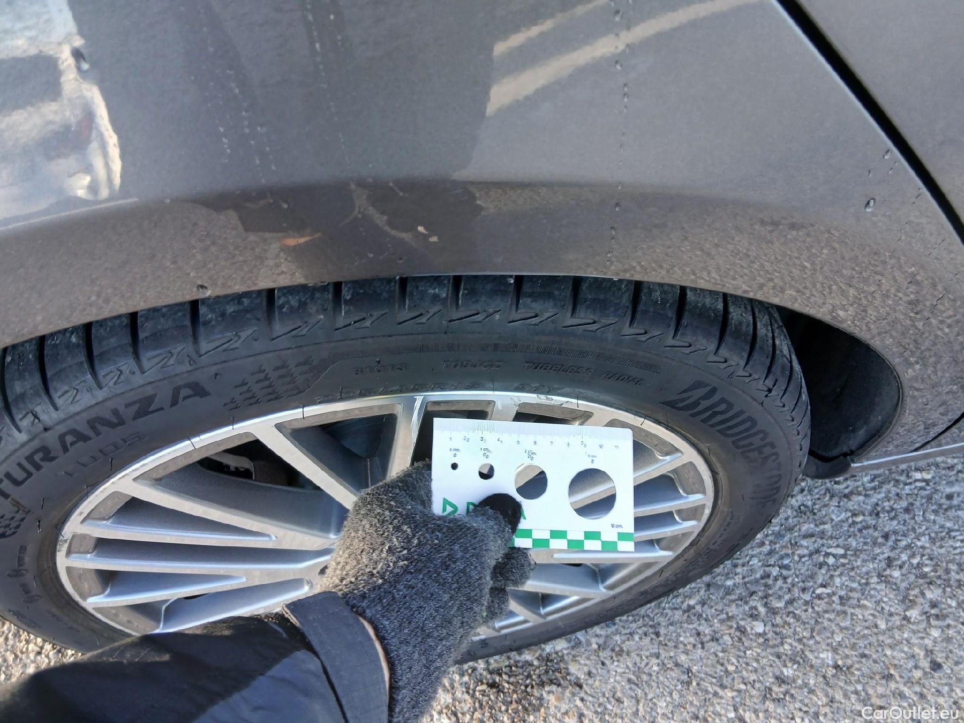  Mercedes  CLA-Klasse MERCEDES-BENZ CLA / 2019 / 4P / coupé CLA 200 #21