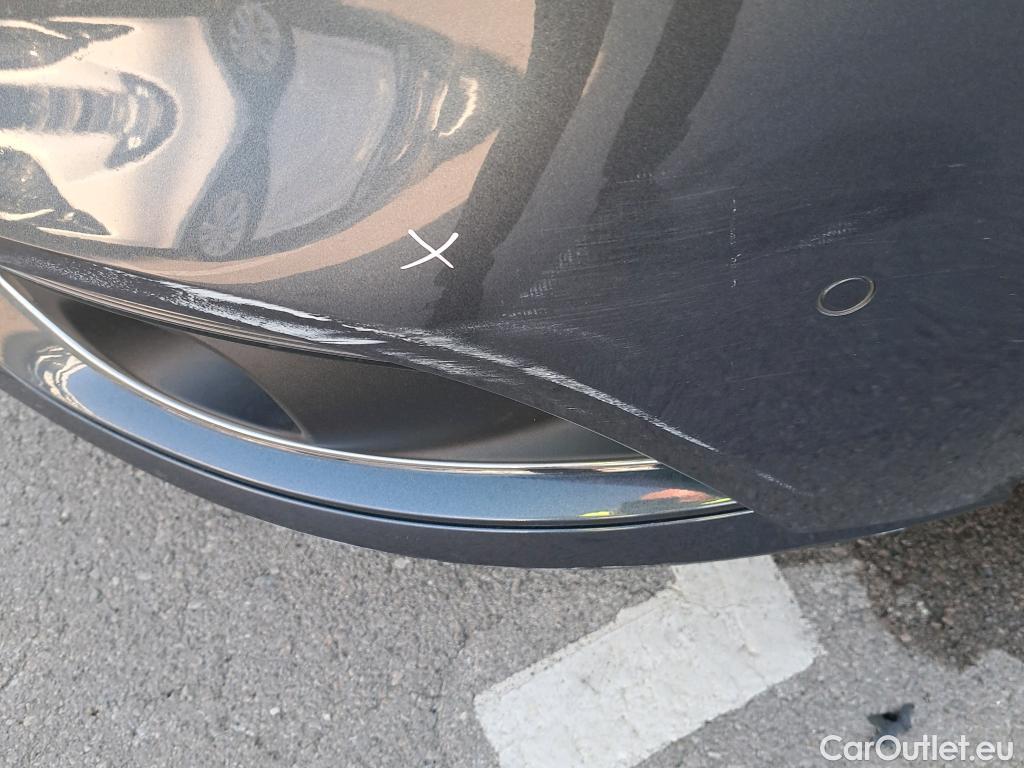  Renault  Megane RENAULT Mégane / 2015 / 5P / berlina con portón Zen TCe 103 kW (140CV) EDC GPF #15