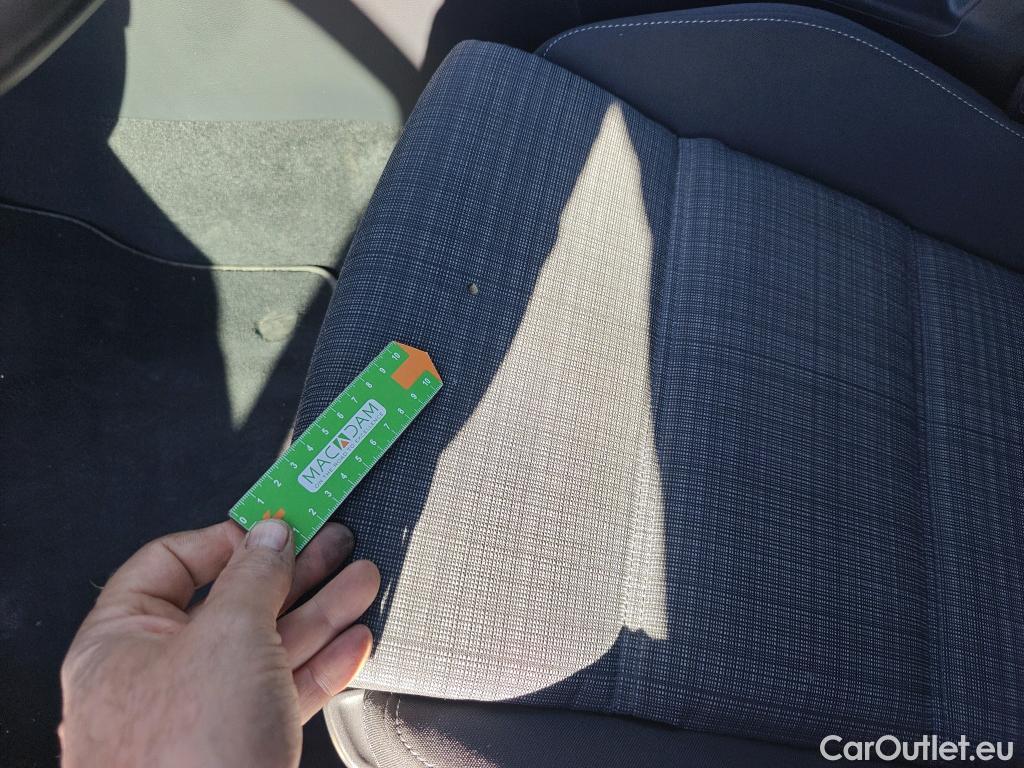  Volkswagen  Passat VOLKSWAGEN  / 2019 / 4P / sedán Executive 2.0 TDI 110kW (150CV) DSG #7