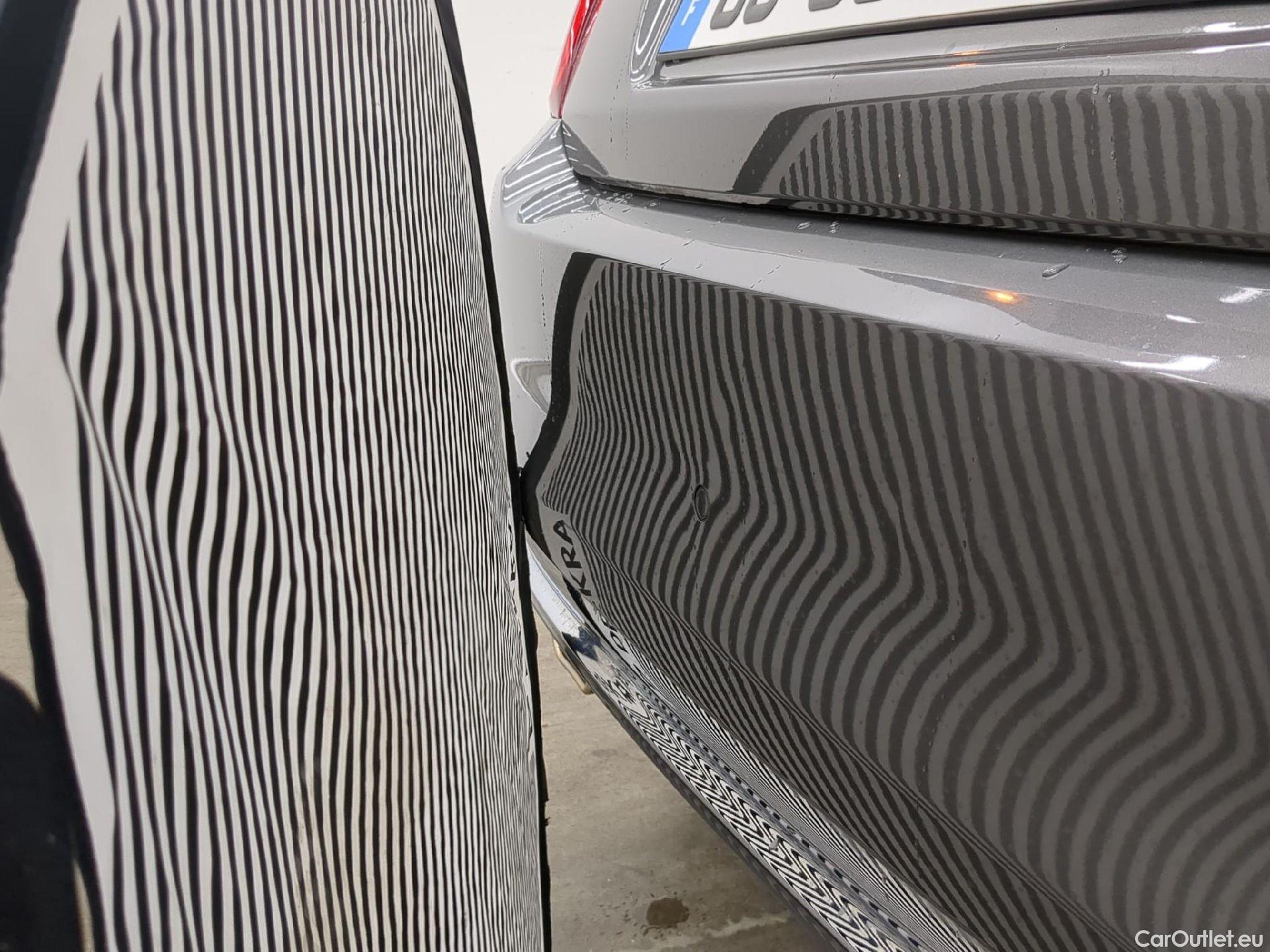  Fiat  500 FIAT  / 2015 / 3P / Berline Hybrid 1.0 BSG 70 ch Dolcevita #11