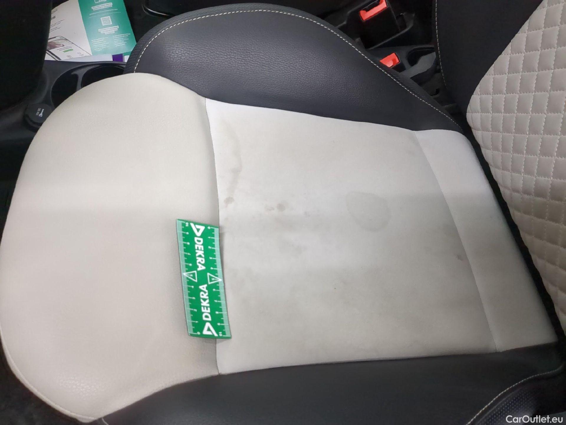  Fiat  500 FIAT  / 2015 / 3P / Berline Hybrid 1.0 BSG 70 ch Dolcevita #6