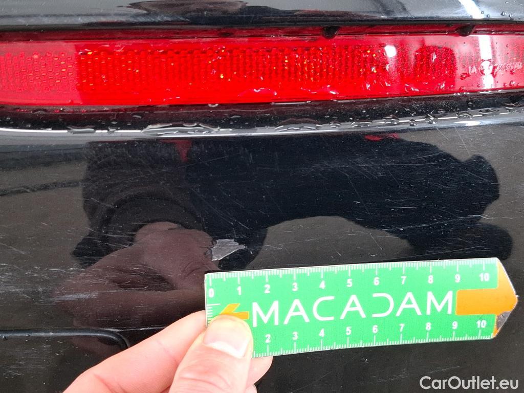  Mercedes  A-Klasse MERCEDES-BENZ Classe A Compact  2018 5P  Berline A 250 e Business Line 8GDCT #14