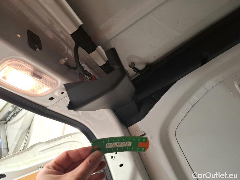  Citroen  Jumpy  Fourgon Club M 2.0 BlueHDi 120CV BVM6 E6dT #37