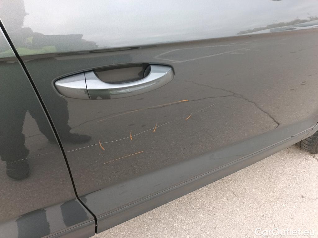  Volkswagen  T-ROC VOLKSWAGEN  / 2017 / 5P / todoterreno Advance 2.0 TDI 110kW (150CV) DSG (AC2) #10