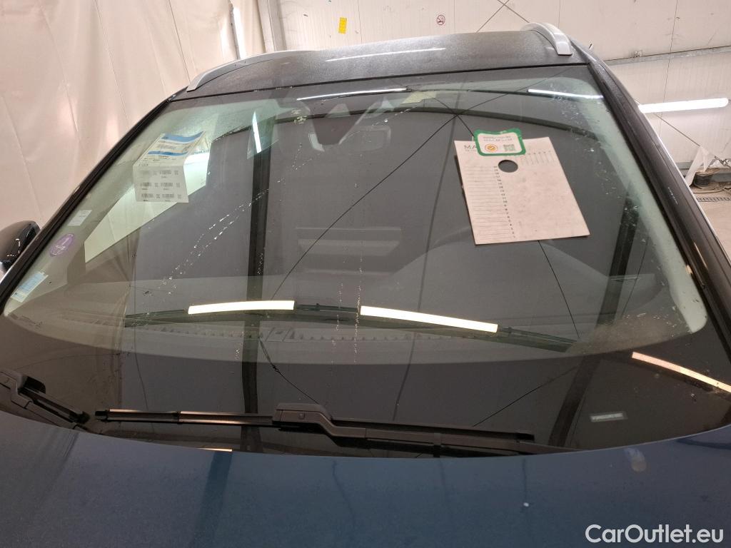  Peugeot  3008 PEUGEOT  / 2020 / 5P / SUV 1.6 HYBRID 225 E-EAT8 Allure Pack #1