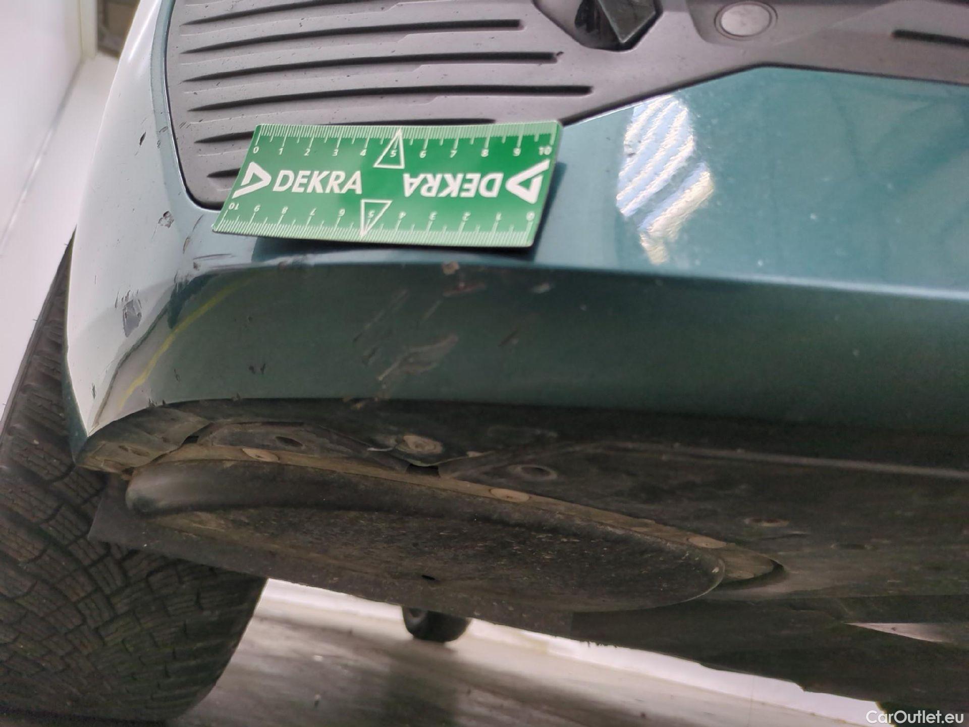  Peugeot  308 PEUGEOT  SW / 2021 / 5P / Break PHEV 180 E-EAT8 ALLURE #46