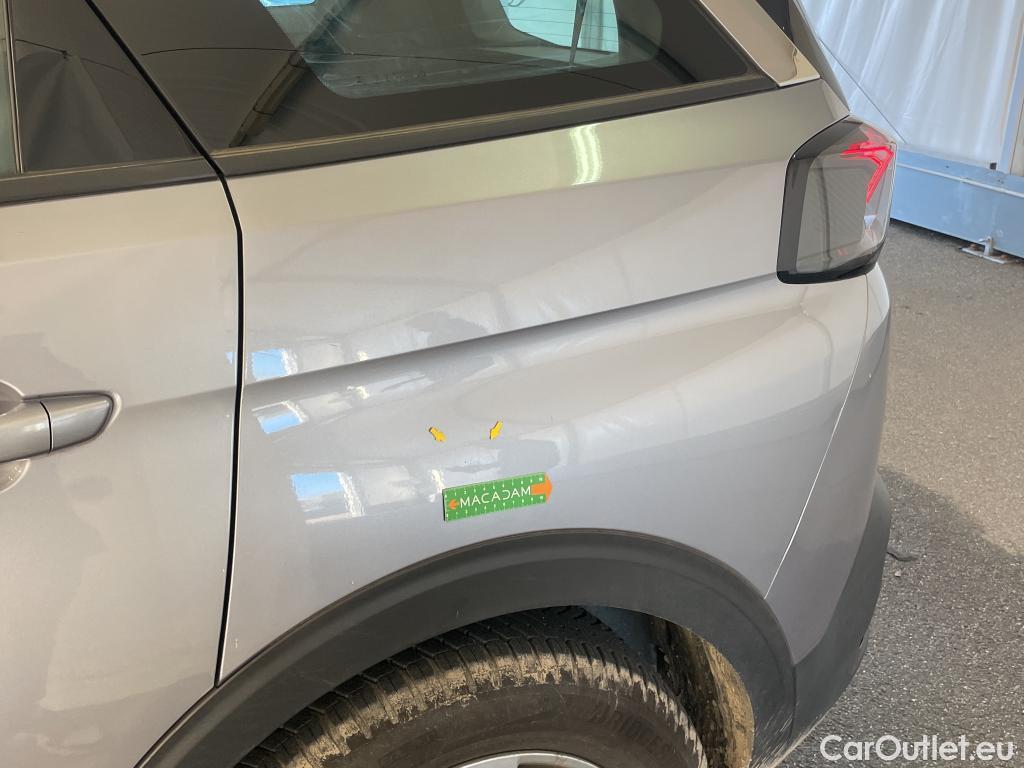  Peugeot  5008 PEUGEOT  / 2020 / 5P / SUV PureTech 130 S&S Active Pack #17