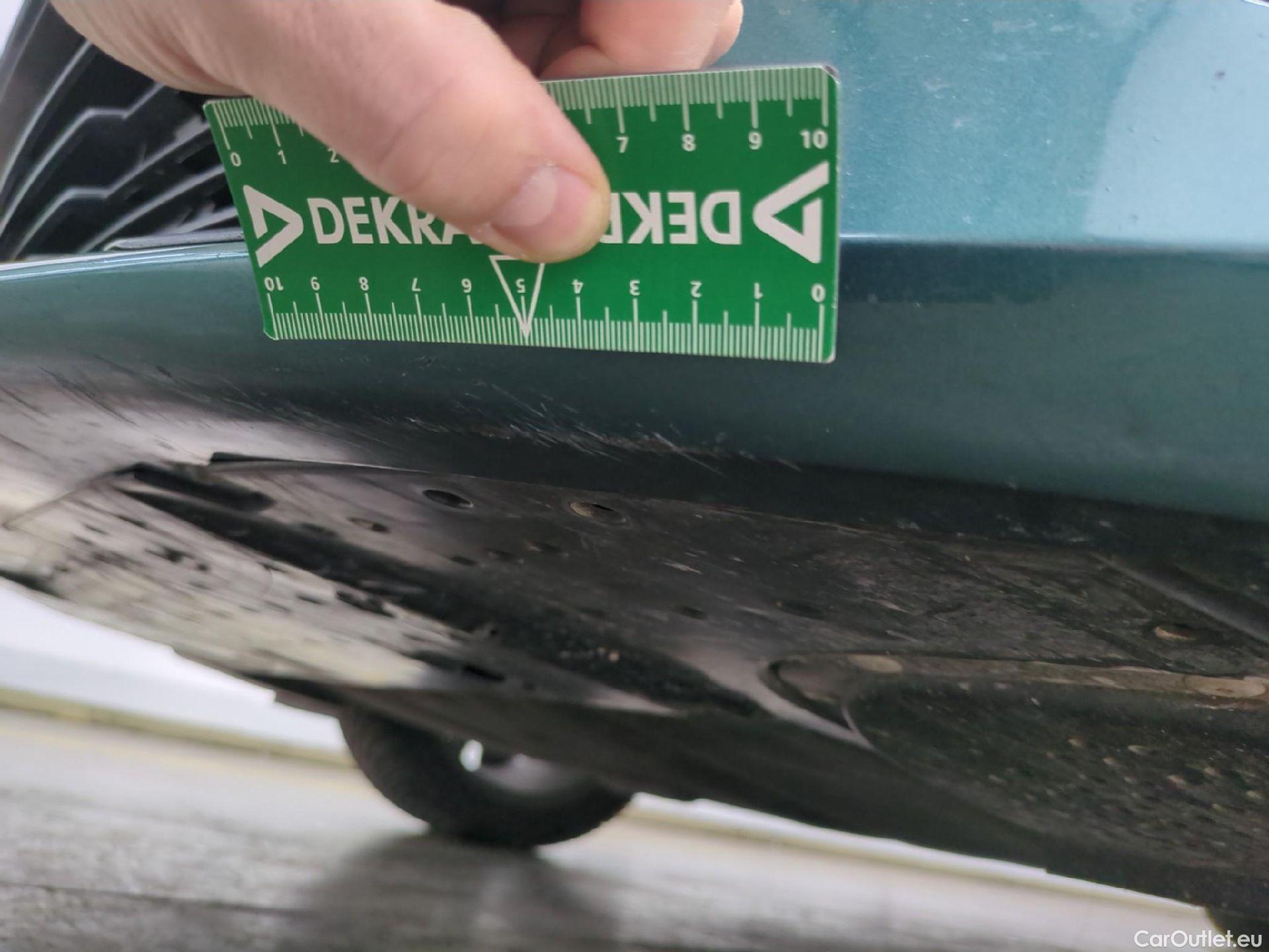  Peugeot  308 PEUGEOT  SW / 2021 / 5P / Break PHEV 180 E-EAT8 ALLURE #42