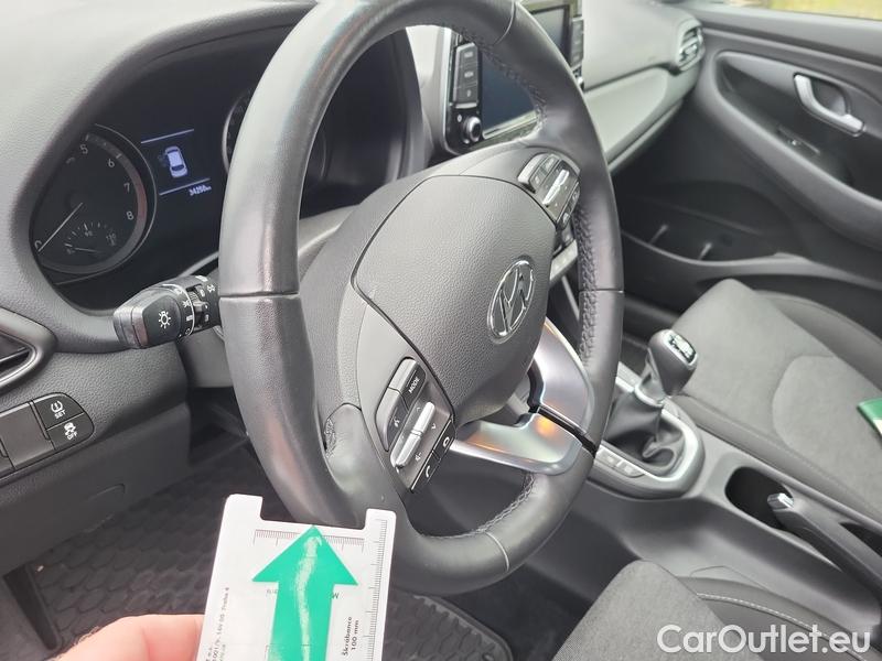  Hyundai  i30  (PD)(01.2017 ->)  kom.1.5T-GDI Smart 5d #10