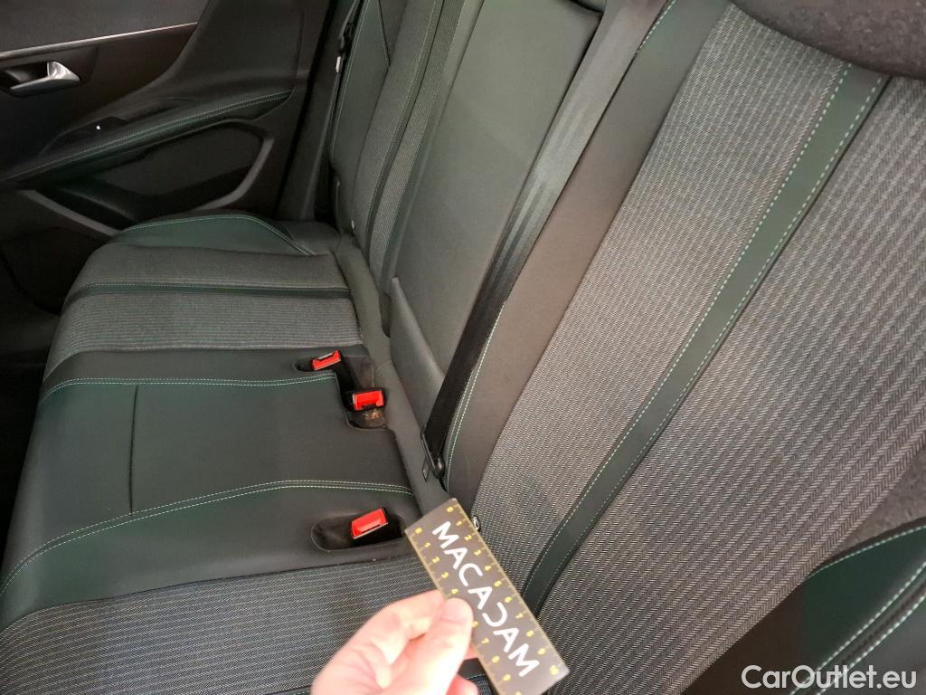  Peugeot  3008 PEUGEOT  / 2020 / 5P / SUV 1.6 HYBRID 225 E-EAT8 Allure Pack #27