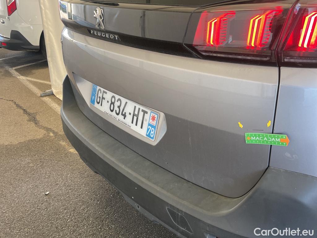  Peugeot  5008 PEUGEOT  / 2020 / 5P / SUV PureTech 130 S&S Active Pack #31
