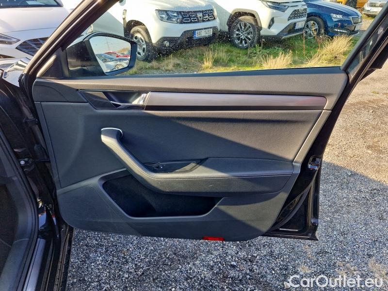  Skoda  Superb  (3V3)(2015) Supe.FL1.5TSI 110 Style #17