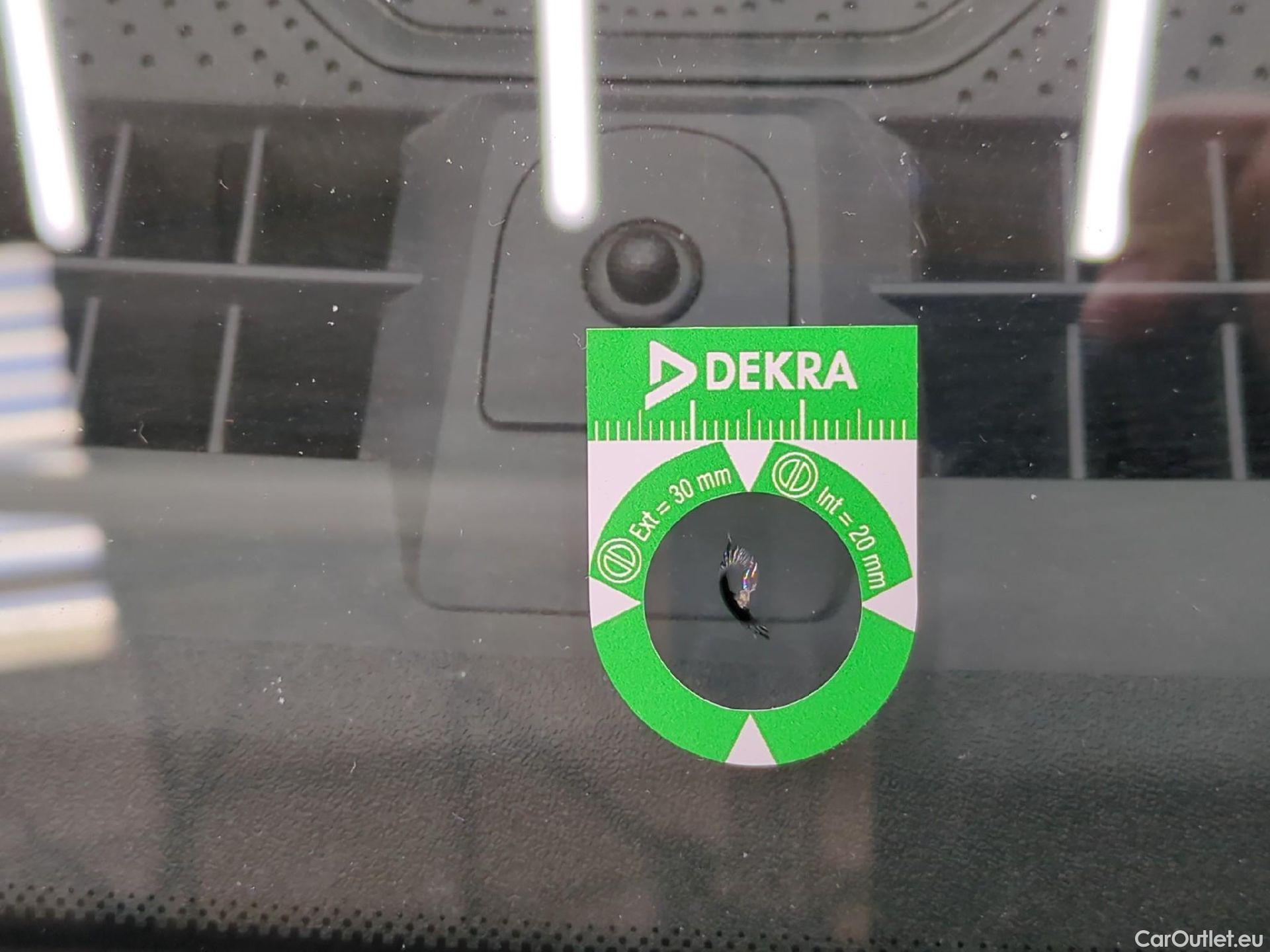  Peugeot  308 PEUGEOT  SW / 2021 / 5P / Break PHEV 180 E-EAT8 ALLURE #10