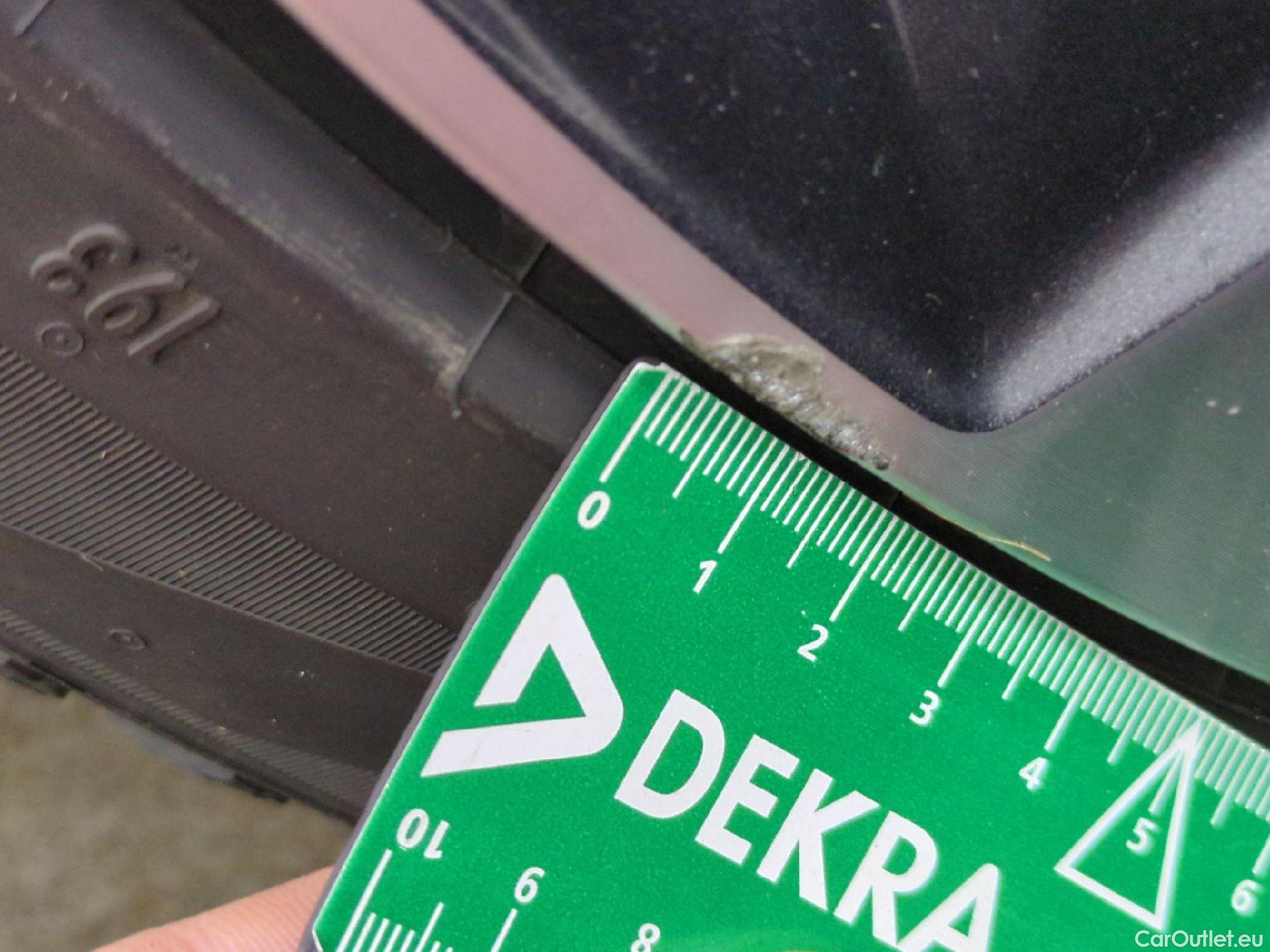  Peugeot  308 PEUGEOT  SW / 2021 / 5P / Break PHEV 180 E-EAT8 ALLURE #38