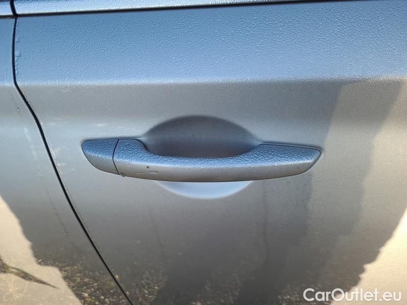  Hyundai  i30  (PD)(01.2017 ->)  kom.1.5T-GDI Smart 5d #27