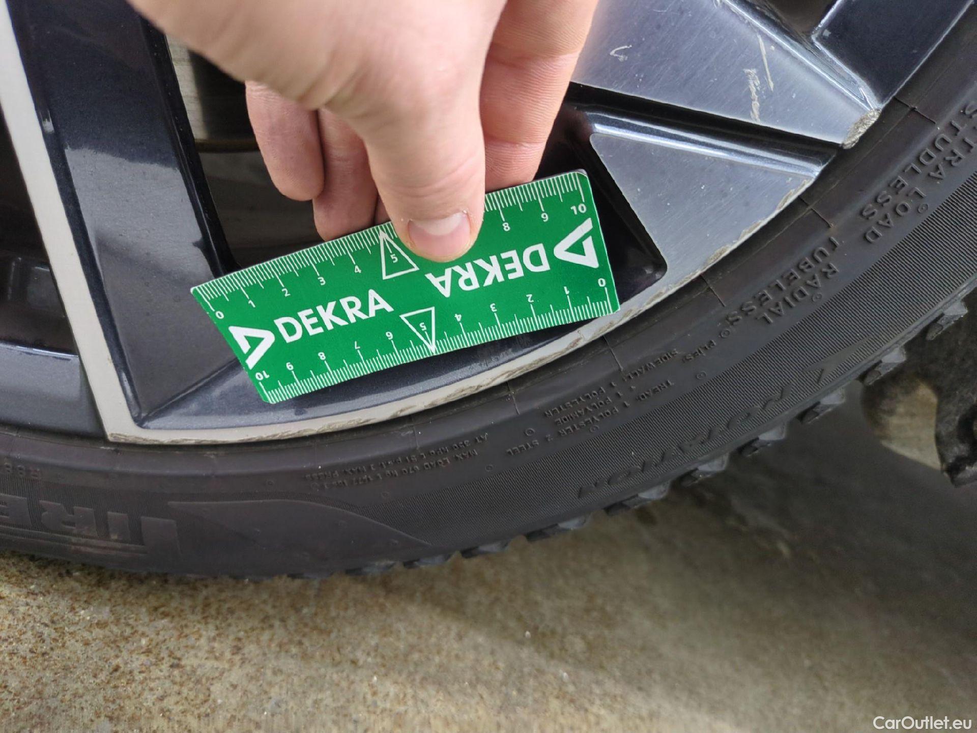  Peugeot  308 PEUGEOT  SW / 2021 / 5P / Break PHEV 180 E-EAT8 ALLURE #27