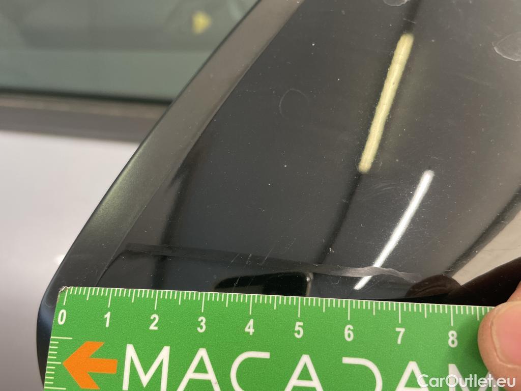  Peugeot  5008 PEUGEOT  / 2020 / 5P / SUV PureTech 130 S&S Active Pack #30