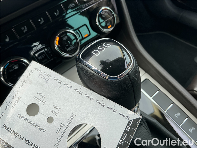  Skoda  Superb Supe.FL2.0TSI 140 L&K AT #23