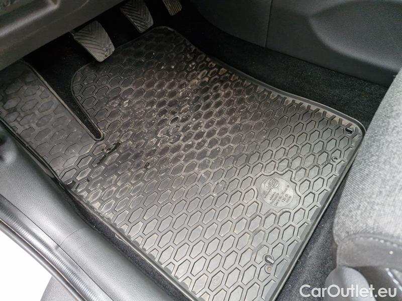  Hyundai  i30   cw (PD)(2017->)  kom.1.6CRDi 115 Smart #13