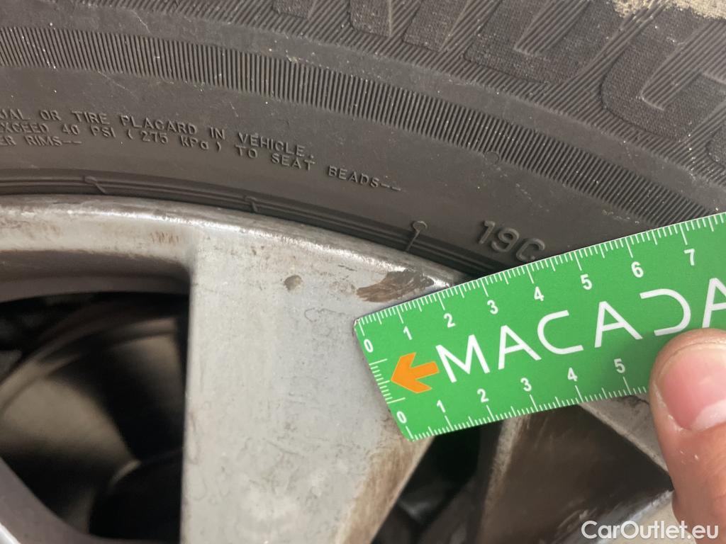  Peugeot  5008 PEUGEOT  / 2020 / 5P / SUV PureTech 130 S&S Active Pack #9