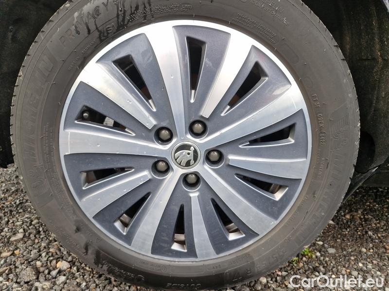  Skoda  Superb  (3V3)(2015)  1.4PHEV 160 Style AT #6