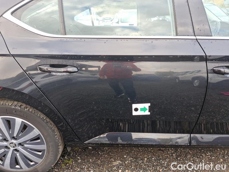  Skoda  Superb  (3V3)(2015)  1.4PHEV 160 Style AT #5