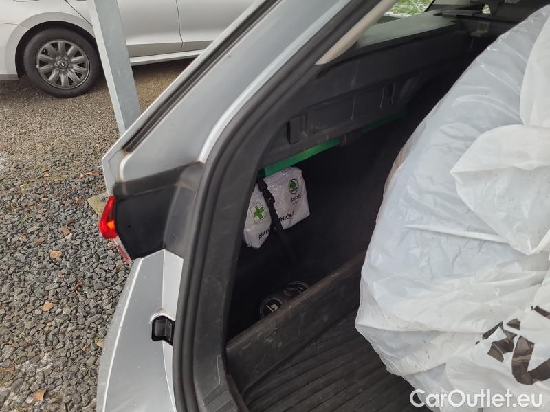  Skoda  Octavia  Combi (NX3)(2020) Oct.Combi 2.0TDI 85 Ambition #22