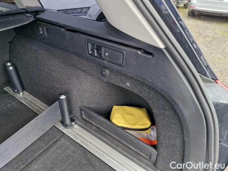  Volkswagen  Passat  Variant (CB5) (2019) Pas.Var.2.0TDI 110 Business AT #3