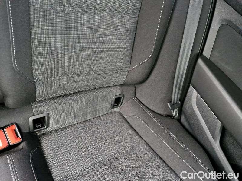  Volkswagen  Passat  Variant (CB5) (2019) Pas.Var.2.0TDI 110 Business AT #9