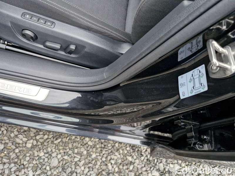  Skoda  Superb  (3V3)(2015) Supe.FL1.5TSI 110 Style #4