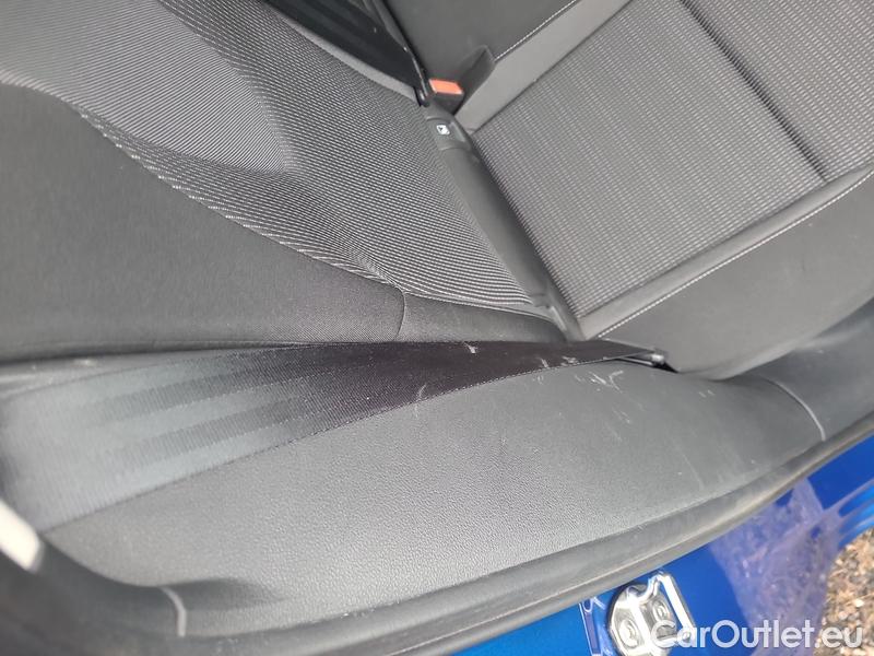  Skoda  Octavia  Combi (NX3)(2020) Oct.Combi 2.0TDI 85 Ambition #32