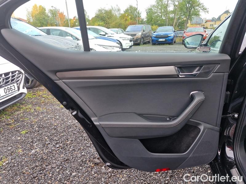  Skoda  Superb  (3V3)(2015)  1.4PHEV 160 Style AT #8