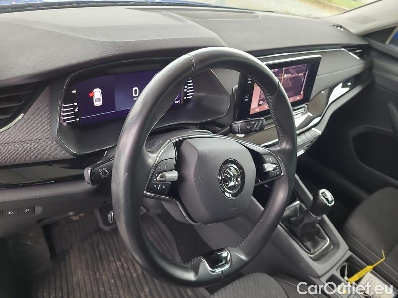  Skoda  Octavia  Lim. (NX3)(2020)  1.5TSI 110 Style 5d #8