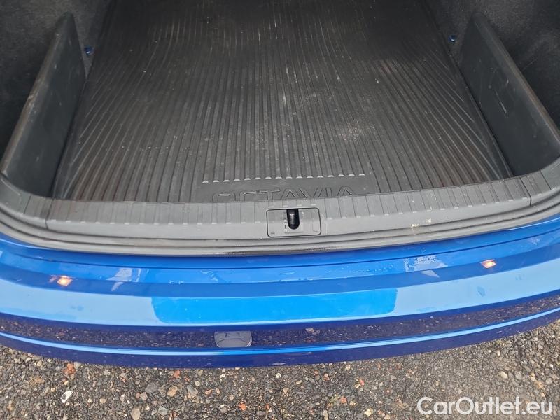  Skoda  Octavia  Combi (NX3)(2020) Oct.Combi 2.0TDI 85 Ambition #20