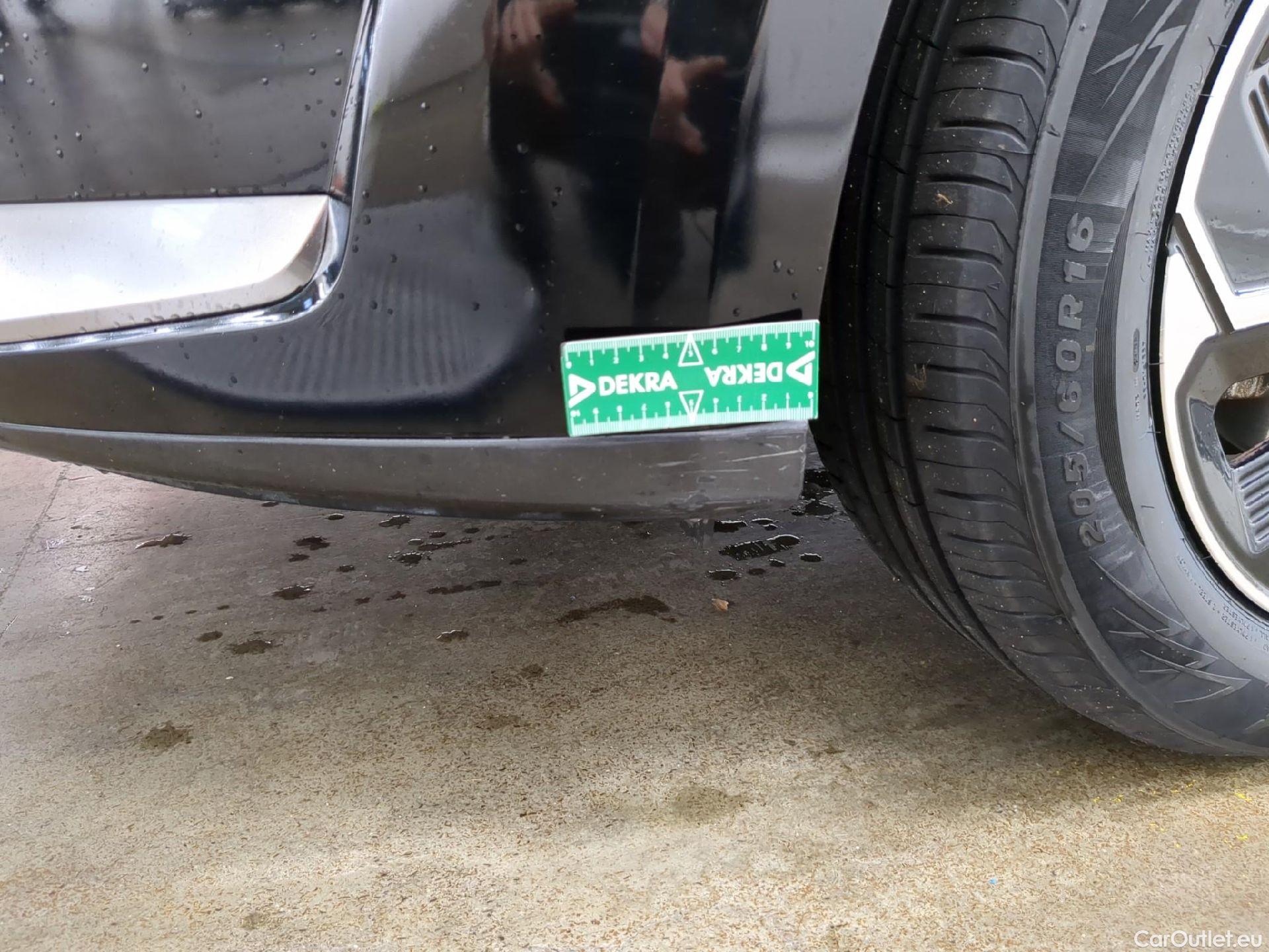  KIA  Niro KIA  / 2022 / 5P / Berline 1.6 GDI 183 PHEV ACTIVE DCT6 #5