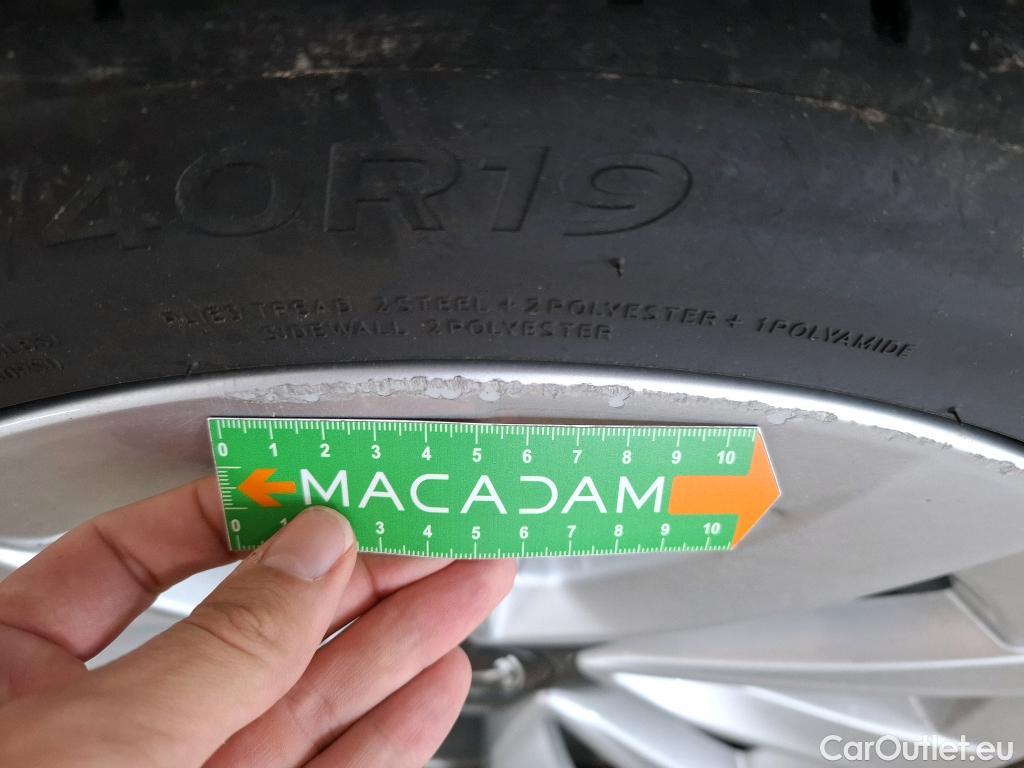  Tesla  Model 3 TESLA  / 2018 / 4P / Berline - #30