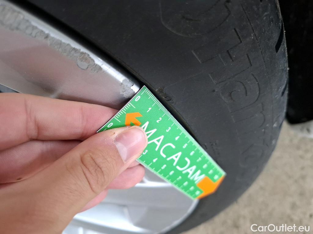  Tesla  Model 3 TESLA  / 2018 / 4P / Berline - #10