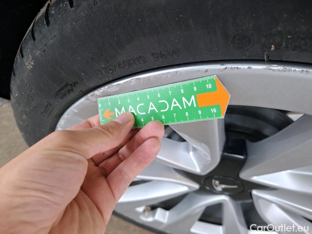  Tesla  Model 3 TESLA  / 2018 / 4P / Berline - #35