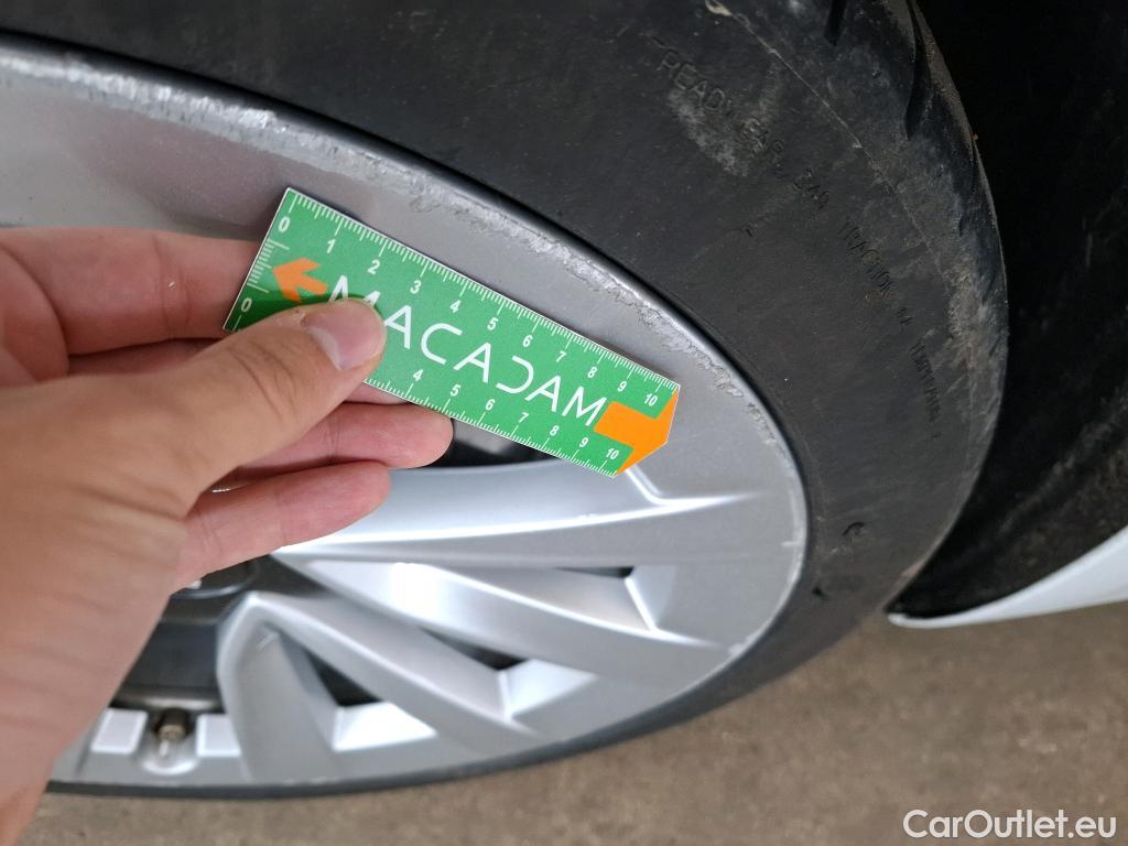  Tesla  Model 3 TESLA  / 2018 / 4P / Berline - #37