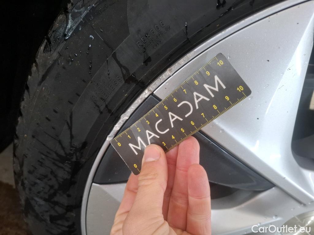  Tesla  Model Y TESLA  / 2020 / 5P / SUV Grand Autonomie Dual Motor AWD #9