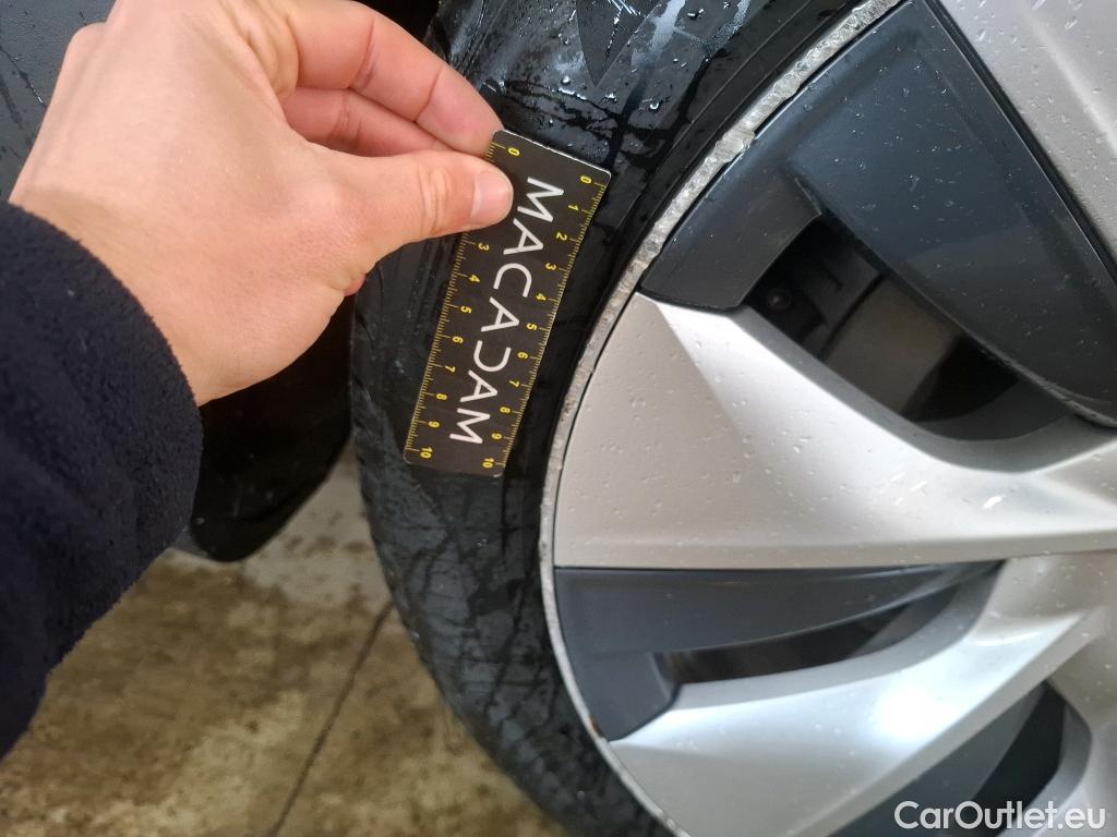  Tesla  Model Y TESLA  / 2020 / 5P / SUV Grand Autonomie Dual Motor AWD #14