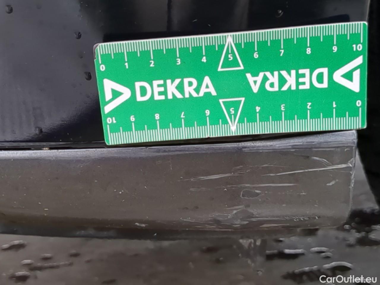  KIA  Niro KIA  / 2022 / 5P / Berline 1.6 GDI 183 PHEV ACTIVE DCT6 #4