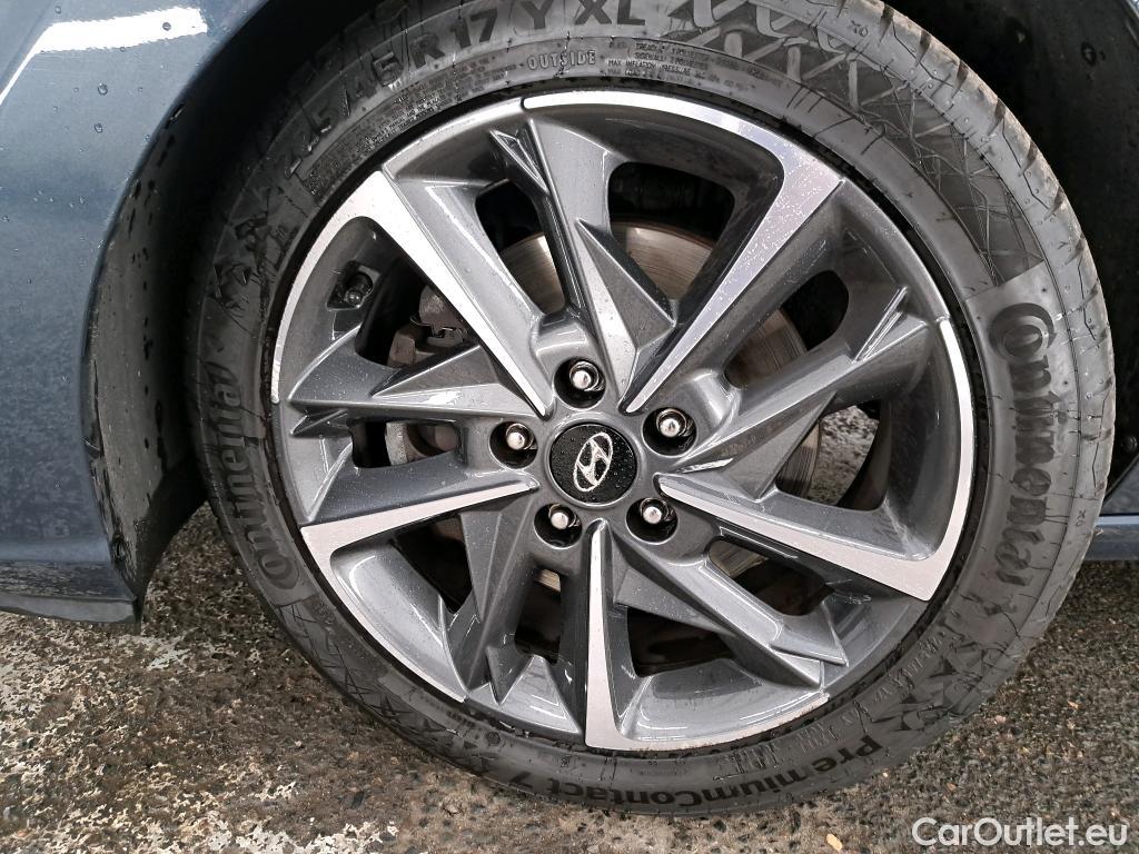  Hyundai  i30 HYUNDAI  / 2020 / 5P / Berline 1.0 T-GDI 120 MHEV I-MT CREATIVE #18